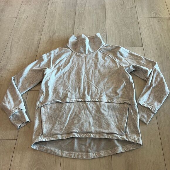 Lululemon Find your Unwind Pullover In Heathered Core Ultra Light Grey size 10 - Picture 1 of 9